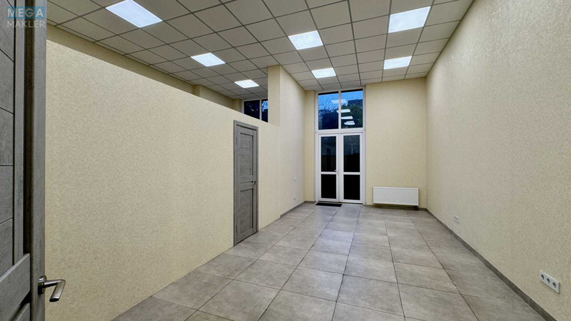 Оренда комерційної нерухомості, 61&nbsp;кв.м, <a class="location-link" href="/kiev/" title="Недвижимость Київ">Київ</a>, <a class="location-link" href="/kiev/goloseevskij/" title="Недвижимость Голосіївський район">Голосіївський р-н</a>, Валерія Лобановського просп., 144 (изображение 1)