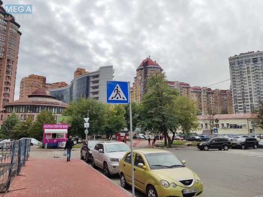 Оренда комерційної нерухомості, 51&nbsp;кв.м, под офис, <a class="location-link" href="/kiev/" title="Недвижимость Київ">Київ</a>, <a class="location-link" href="/kiev/pecherskij/" title="Недвижимость Печерський район">Печерський р-н</a>, Евгения Коновальца ул., 36д (изображение 1)