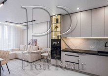 Продаж 2 кімнатної квартири (66/28/24), 4 пов. 21 пов. будинку