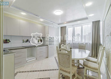 Продаж 3 кімнатної квартири (105/54/16), 19 пов. 22 пов. будинку