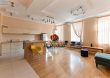 Продаж 3 кімнатної квартири (100/?/15), 4 пов. 4 пов. будинку