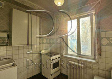 Продаж 1 кімнатної квартири (29/16/6), 2 пов. 5 пов. будинку