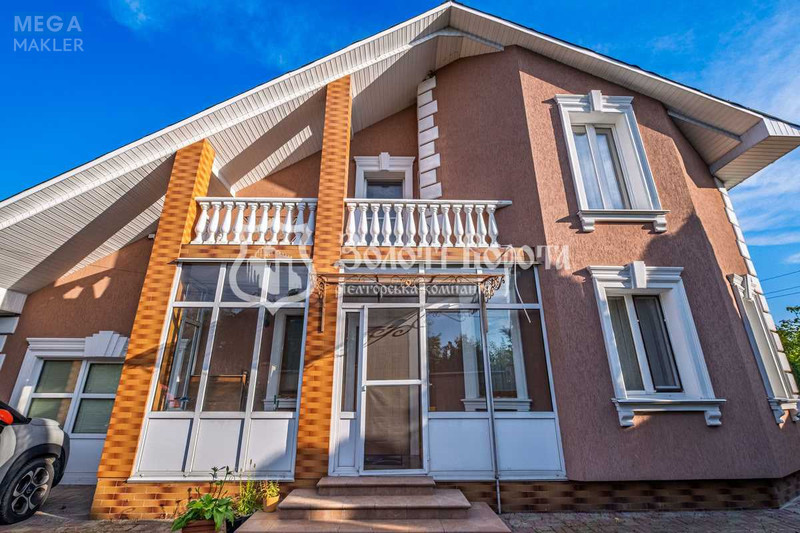 Продаж дома, 2&nbsp;поверху, 180&nbsp;кв.м, 4&nbsp;кімнати, ділянка 15&nbsp;соток, <a class="location-link" href="/starye-petrovcy/" title="Недвижимость Старі Петрівці">Старі Петрівці</a>, Виноградний пров., 3 (изображение 1)
