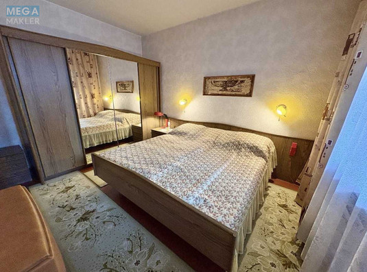 Продаж 3 кімнатної квартири (73/43/8,2), 3 пов. 16 пов. будинку, <a class="location-link" href="/kiev/" title="Недвижимость Київ">Київ</a>, <a class="location-link" href="/kiev/darnickij/" title="Недвижимость Дарницький район">Дарницький р-н</a>, Степана Олійника вул., 11 (изображение 1)