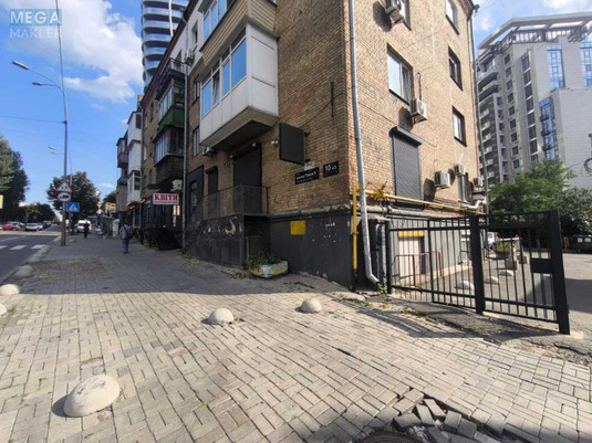 Продаж окремої будівлі/побудови, 270&nbsp;кв.м, <a class="location-link" href="/kiev/" title="Недвижимость Київ">Київ</a>, <a class="location-link" href="/kiev/pecherskij/" title="Недвижимость Печерський район">Печерський р-н</a>, Иоанна Павла ІІ ул., 10 (изображение 1)