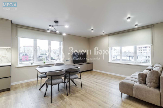 Продаж 1 кімнатної квартири (61,2/17/23), 2 пов. 4 пов. будинку, <a class="location-link" href="/kiev/" title="Недвижимость Київ">Київ</a>, <a class="location-link" href="/kiev/solomenskij/" title="Недвижимость Солом'янський район">Солом'янський р-н</a>, Вишнева вул., 2 (изображение 1)