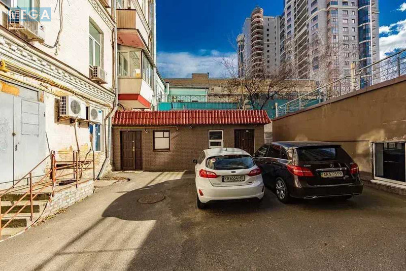 Оренда комерційної нерухомості, 75&nbsp;кв.м, <a class="location-link" href="/kiev/" title="Недвижимость Київ">Київ</a>, <a class="location-link" href="/kiev/shevchenkovskij/" title="Недвижимость Шевченківський район">Шевченківський р-н</a>, Газопровідна вул. (изображение 1)