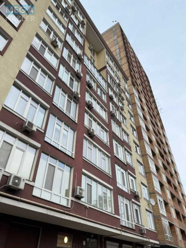 Продаж комерційної нерухомості, 76,60&nbsp;кв.м, под магазин, <a class="location-link" href="/kiev/" title="Недвижимость Київ">Київ</a>, <a class="location-link" href="/kiev/goloseevskij/" title="Недвижимость Голосіївський район">Голосіївський р-н</a>, Академика Писаржевского ул., 8а (изображение 1)