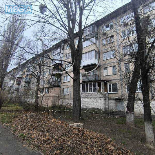 Продаж 2 кімнатної квартири (47/30/7), 5 пов. 5 пов. будинку, <a class="location-link" href="/kiev/" title="Недвижимость Київ">Київ</a>, <a class="location-link" href="/kiev/svyatoshinskij/" title="Недвижимость Святошинський район">Святошинський р-н</a>, Потапова Генерала вулиця, 1/5 (изображение 1)