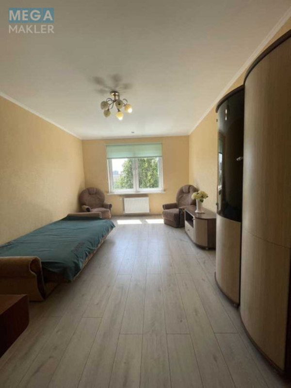 Оренда 1 кімнатної квартири, <a class="location-link" href="/kiev/" title="Недвижимость Київ">Київ</a>, <a class="location-link" href="/kiev/solomenskij/" title="Недвижимость Солом'янський район">Солом'янський р-н</a>, Гарматна вул., 31 (изображение 1)