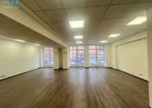 Оренда комерційної нерухомості, 68,60 кв.м, под офис