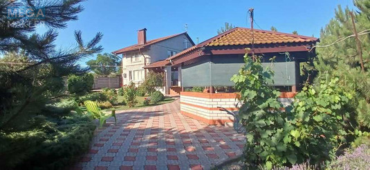 Продаж дома, 2&nbsp;поверху, 170&nbsp;кв.м, 7&nbsp;кімнат, ділянка 17&nbsp;соток, <a class="location-link" href="/novoaleksandrovka-selo-dp/" title="Недвижимость Новоолександрівка">Новоолександрівка</a>, Сурска, 4 (изображение 1)