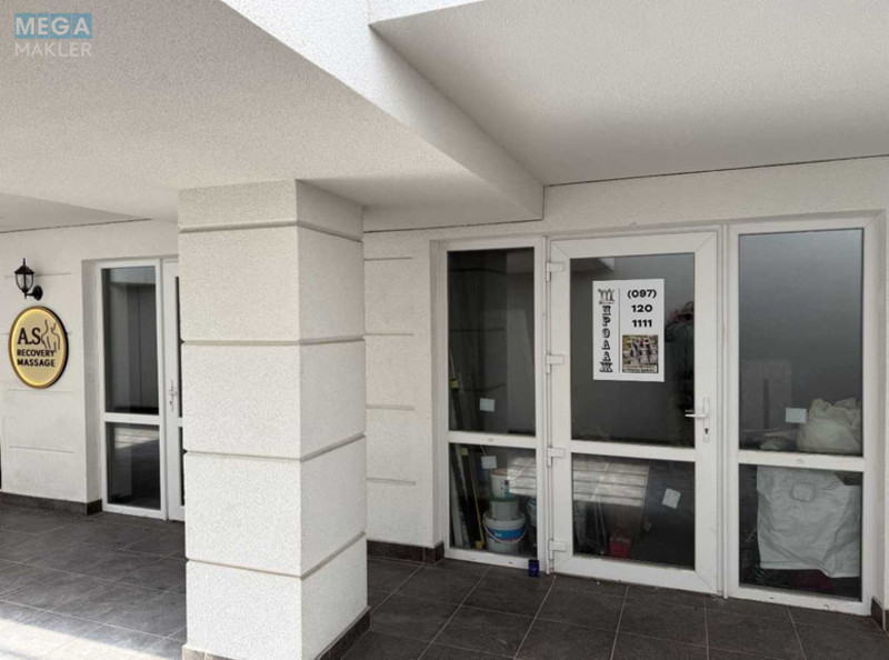 Продаж комерційної нерухомості, 20&nbsp;кв.м, <a class="location-link" href="/kiev/" title="Недвижимость Київ">Київ</a>, <a class="location-link" href="/kiev/goloseevskij/" title="Недвижимость Голосіївський район">Голосіївський р-н</a>, Михайла Максимовича вул., 24 (изображение 1)