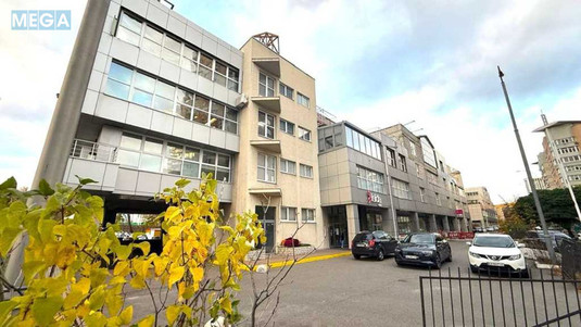 Оренда окремої будівлі/побудови, 1&nbsp;375&nbsp;кв.м, <a class="location-link" href="/kiev/" title="Недвижимость Київ">Київ</a>, <a class="location-link" href="/kiev/dneprovskij/" title="Недвижимость Дніпровський район">Дніпровський р-н</a>, Раїси Окіпної вул., 8б (изображение 1)