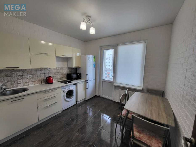 Оренда 1 кімнатної квартири, <a class="location-link" href="/kiev/" title="Недвижимость Київ">Київ</a>, <a class="location-link" href="/kiev/darnickij/" title="Недвижимость Дарницький район">Дарницький р-н</a>, Бориса Гмыри ул. (изображение 1)