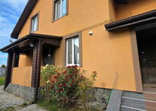 Продаж дома, 2 поверху, 310 кв.м, 4 кімнати, ділянка 8 соток