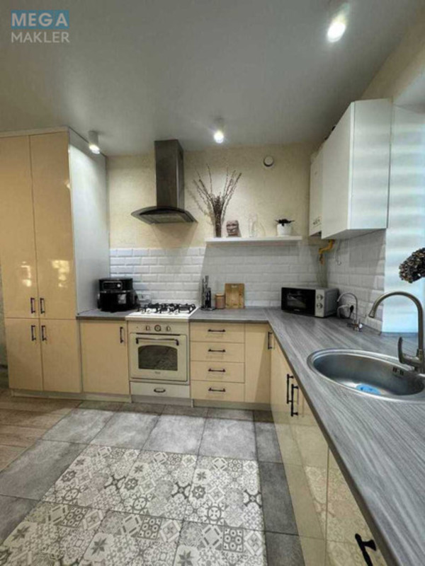 Продаж дома, 1&nbsp; поверх, 86&nbsp;кв.м, 3&nbsp;кімнати, ділянка 2&nbsp;сотки, <a class="location-link" href="/fursy/" title="Недвижимость Фурсі">Фурси</a>, Львівська (изображение 1)