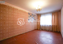 Продаж 3 кімнатної квартири (68,6/47,9/7,5), 1 пов. 9 пов. будинку