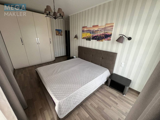 Оренда 3 кімнатної квартири, люкс, <a class="location-link" href="/kiev/" title="Недвижимость Київ">Київ</a>, <a class="location-link" href="/kiev/dneprovskij/" title="Недвижимость Дніпровський район">Дніпровський р-н</a>, вул. Регенераторна 4к5, ЖК Комфорт Таун ( <img src="https://megamakler.com.ua/metro/ff0000.gif" alt="" class="metro" /> м. Левобережная, 15-20 хв. ) (изображение 1)