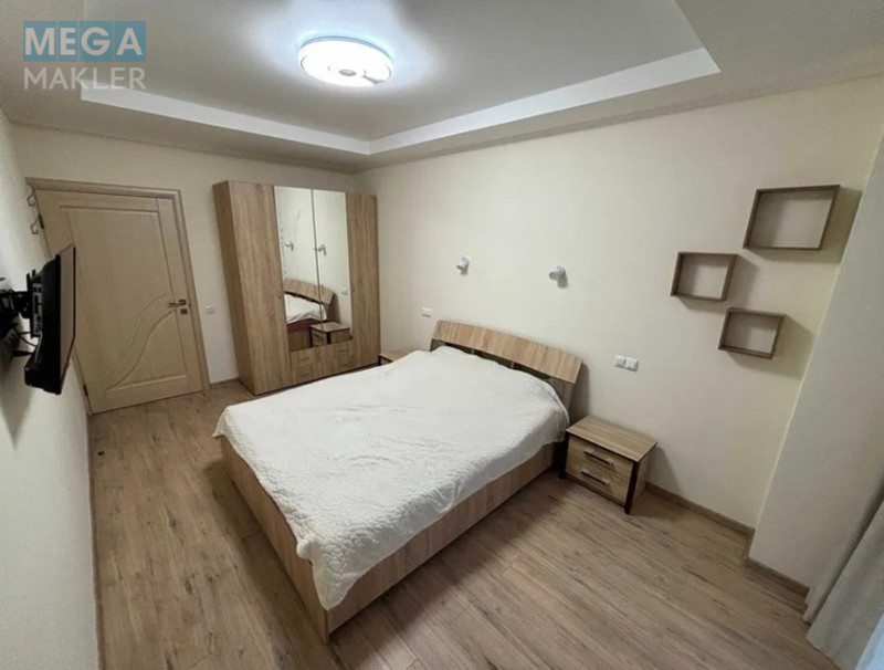 Оренда 3 кімнатної квартири, люкс, <a class="location-link" href="/kiev/" title="Недвижимость Київ">Київ</a>, <a class="location-link" href="/kiev/dneprovskij/" title="Недвижимость Дніпровський район">Дніпровський р-н</a>, вул. Регенераторна 4к5, ЖК Комфорт Таун ( <img src="https://megamakler.com.ua/metro/ff0000.gif" alt="" class="metro" /> м. Левобережная, 15-20 хв. ) (изображение 1)