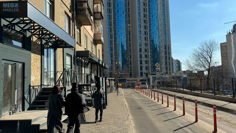 Продаж комерційної нерухомості, 60&nbsp;кв.м, под магазин, <a class="location-link" href="/kiev/" title="Недвижимость Київ">Київ</a>, <a class="location-link" href="/kiev/pecherskij/" title="Недвижимость Печерський район">Печерський р-н</a>, Іоанна Павла ІІ вул., 7 (изображение 1)