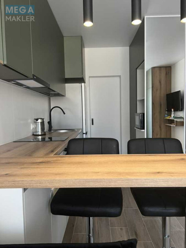 Оренда 1 кімнатної квартири, <a class="location-link" href="/kiev/" title="Недвижимость Київ">Київ</a>, <a class="location-link" href="/kiev/podolskij/" title="Недвижимость Подільський район">Подільський р-н</a>, Олександра Олеся вул., 2а (изображение 1)