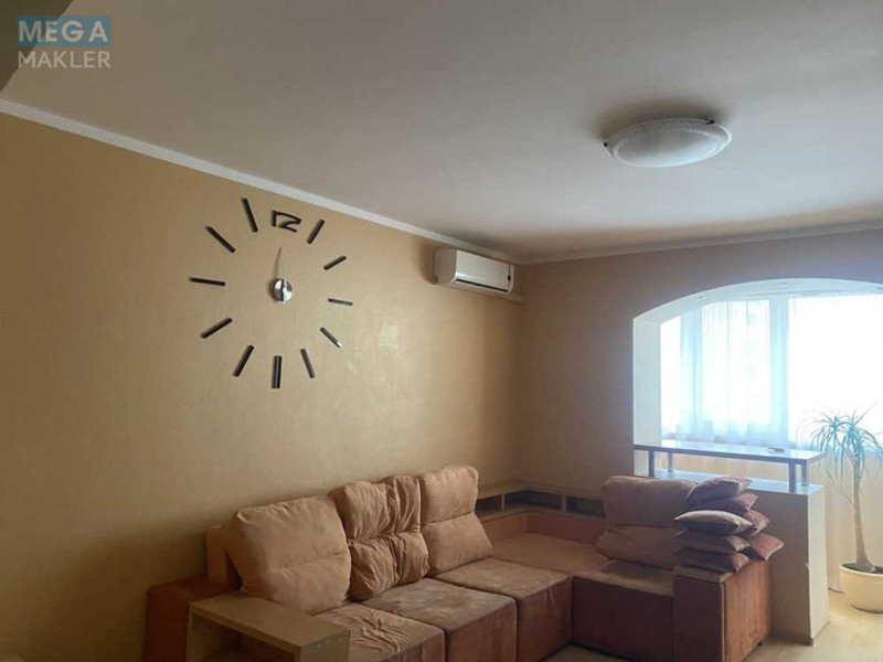 Оренда 3 кімнатної квартири, <a class="location-link" href="/kiev/" title="Недвижимость Київ">Київ</a>, <a class="location-link" href="/kiev/solomenskij/" title="Недвижимость Солом'янський район">Солом'янський р-н</a>, Кадетський Гай вул., 11 (изображение 1)