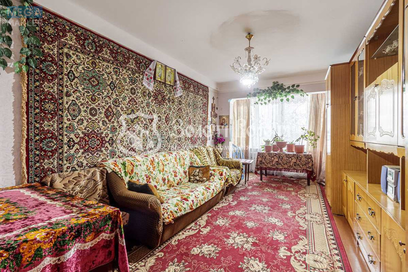 Продаж 2 кімнатної квартири (66,1/33,1/7,4), 1 пов. 4 пов. будинку, <a class="location-link" href="/sofievskaya-borshagovka/" title="Недвижимость Софіївська Борщагівка">Софіївська Борщагівка</a>, Соборна, 57а (изображение 1)