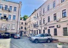 Продаж 2 кімнатної квартири (58/35/11), 1 пов. 3 пов. будинку