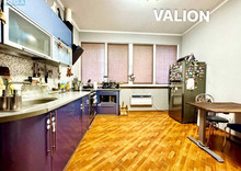 Продаж 2 кімнатної квартири (60/32/12), 2 пов. 2 пов. будинку