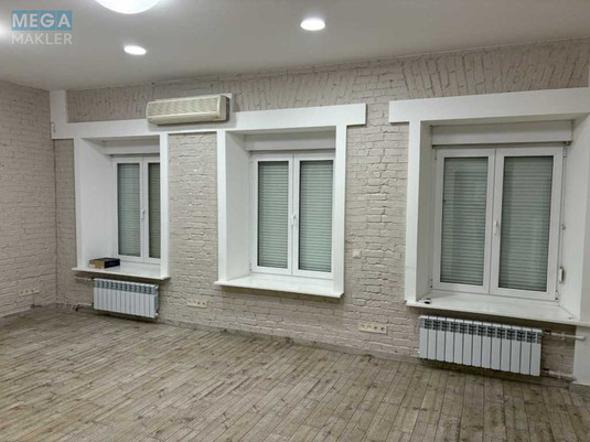 Оренда комерційної нерухомості, 56&nbsp;кв.м, под офис, <a class="location-link" href="/kiev/" title="Недвижимость Київ">Київ</a>, <a class="location-link" href="/kiev/pecherskij/" title="Недвижимость Печерський район">Печерський р-н</a>, Лютеранская ул., 16 (изображение 1)