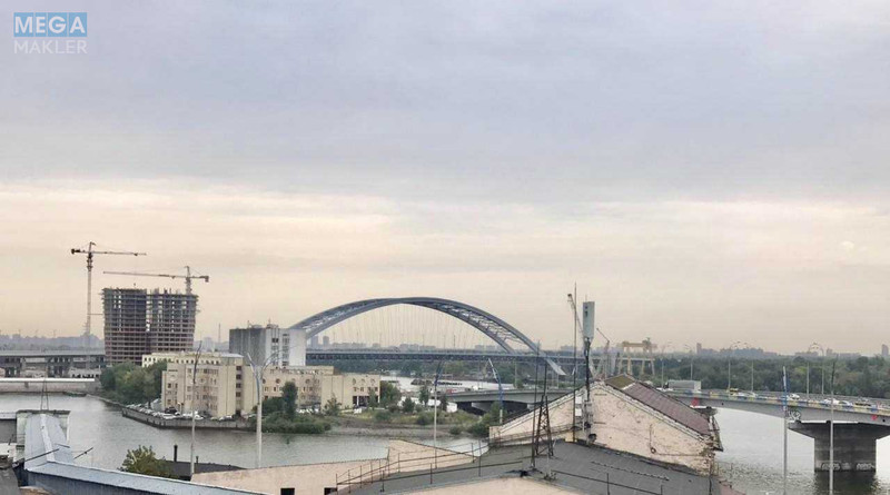 Продаж комерційної нерухомості, 2&nbsp;200&nbsp;кв.м, под офис, <a class="location-link" href="/kiev/" title="Недвижимость Київ">Київ</a>, <a class="location-link" href="/kiev/podolskij/" title="Недвижимость Подільський район">Подільський р-н</a>, Спасская ул. (изображение 1)