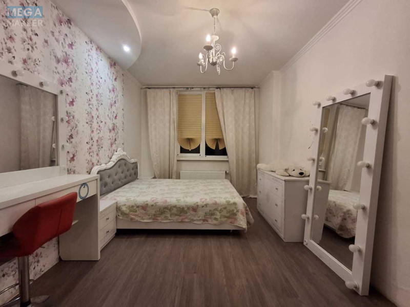 Оренда 2 кімнатної квартири, <a class="location-link" href="/kiev/" title="Недвижимость Київ">Київ</a>, <a class="location-link" href="/kiev/darnickij/" title="Недвижимость Дарницький район">Дарницький р-н</a>, Світла вул., 3д (изображение 1)