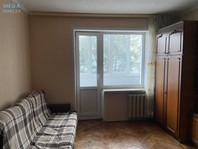 Оренда 1 кімнатної квартири, <a class="location-link" href="/kiev/" title="Недвижимость Київ">Київ</a>, <a class="location-link" href="/kiev/dneprovskij/" title="Недвижимость Дніпровський район">Дніпровський р-н</a>, Воскресенська вул., 11 (изображение 1)