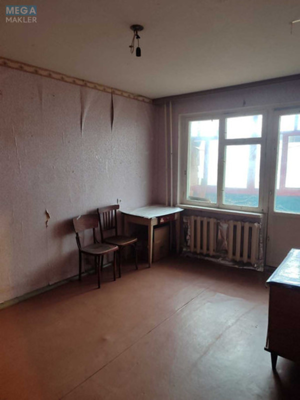 Продаж 1 кімнатної квартири (33/16/7), 1 пов. 9 пов. будинку, <a class="location-link" href="/smela/" title="Недвижимость Сміла">Сміла</a>, Рєпіна (изображение 1)