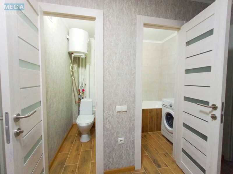 Оренда 2 кімнатної квартири, <a class="location-link" href="/kiev/" title="Недвижимость Київ">Київ</a>, <a class="location-link" href="/kiev/svyatoshinskij/" title="Недвижимость Святошинський район">Святошинський р-н</a>, Академика Доброхотова ул., 11А (изображение 1)