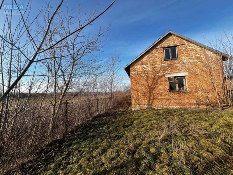 Продаж дома, 3&nbsp;поверху, 400&nbsp;кв.м, 6&nbsp;кімнат, ділянка 25&nbsp;соток, <a class="location-link" href="/novyj-milyatin/" title="Недвижимость Новий Мілятин">Новий Милятин</a>, Центральна (изображение 1)