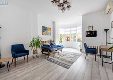 Продаж 3 кімнатної квартири (117/68/17), 2 пов. 10 пов. будинку