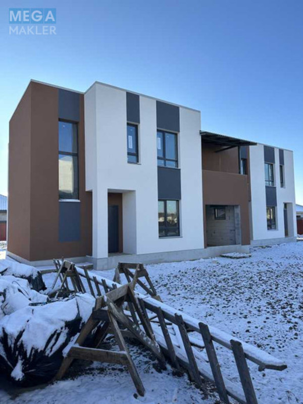 Продаж дома, 2&nbsp;поверху, 124&nbsp;кв.м, 4&nbsp;кімнати, ділянка 3&nbsp;сотки, <a class="location-link" href="/neteshin/" title="Недвижимость Нетішин">Нетішин</a>, Старонетішинська, 7/12 (изображение 1)