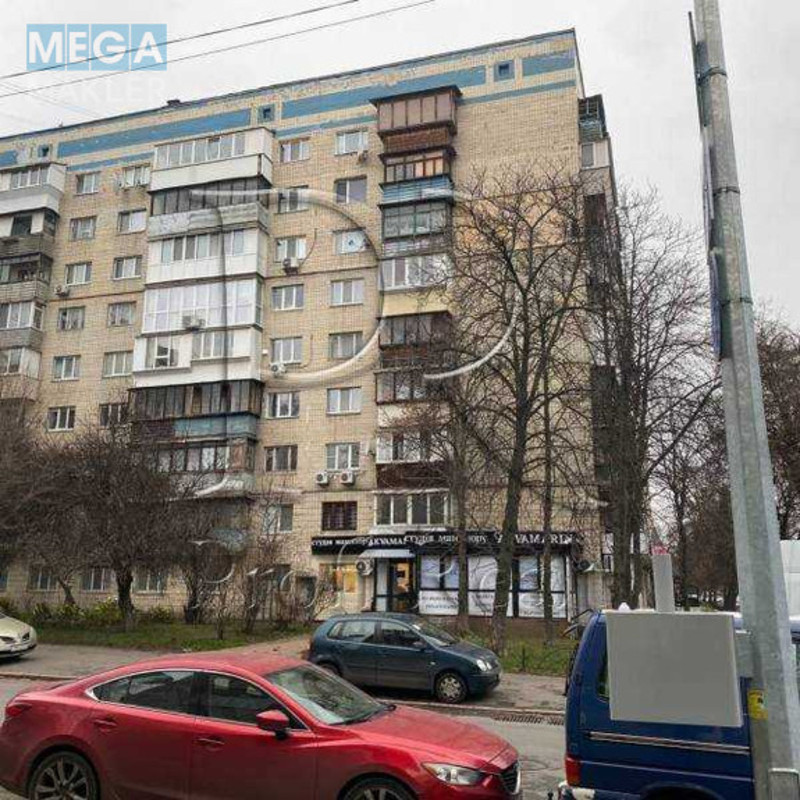 Продаж 2 кімнатної квартири (44/29/7), 6 пов. 9 пов. будинку, <a class="location-link" href="/kiev/" title="Недвижимость Київ">Київ</a>, <a class="location-link" href="/kiev/solomenskij/" title="Недвижимость Солом'янський район">Солом'янський р-н</a>, Чоколівський бульвар, 11 (изображение 1)