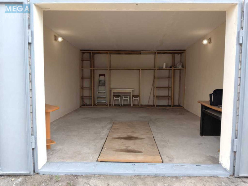 Оренда комерційної нерухомості, 49&nbsp;кв.м, <a class="location-link" href="/kiev/" title="Недвижимость Київ">Київ</a>, <a class="location-link" href="/kiev/obolonskij/" title="Недвижимость Оболонський район">Оболонський р-н</a>, Лугова вул., 16Б (изображение 1)