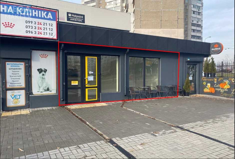 Оренда комерційної нерухомості, 52&nbsp;кв.м, под магазин, <a class="location-link" href="/kiev/" title="Недвижимость Київ">Київ</a>, <a class="location-link" href="/kiev/darnickij/" title="Недвижимость Дарницький район">Дарницький р-н</a>, Ревуцького вул., 6 (изображение 1)
