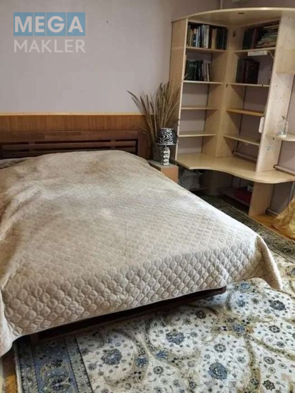 Оренда 2 кімнатної квартири, люкс, <a class="location-link" href="/kiev/" title="Недвижимость Київ">Київ</a>, <a class="location-link" href="/kiev/dneprovskij/" title="Недвижимость Дніпровський район">Дніпровський р-н</a>, вул. Ентузіастів 31/1, Русанівка ( <img src="https://megamakler.com.ua/metro/ff0000.gif" alt="" class="metro" /> м. Левобережная, 15 хв. ) (изображение 1)