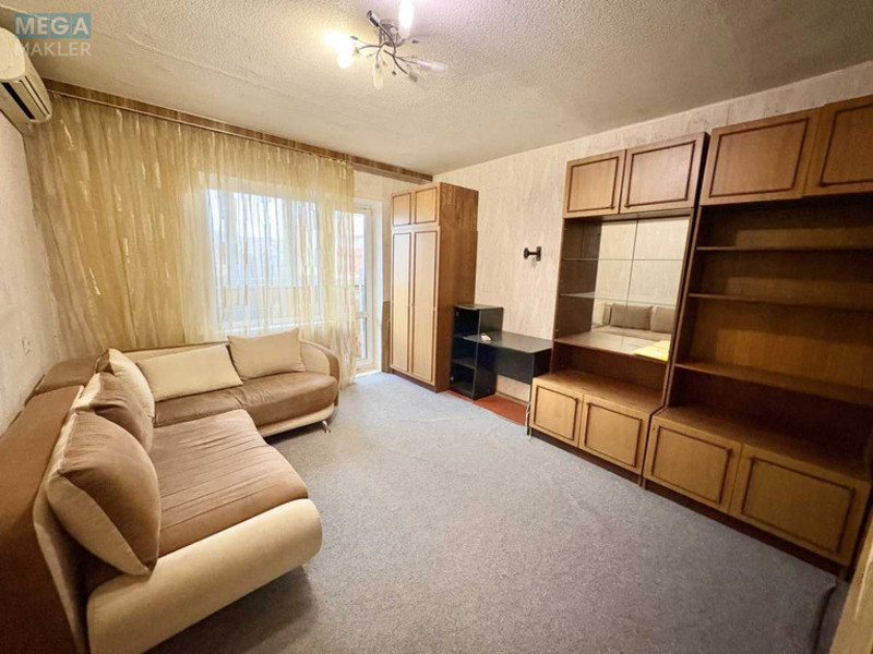 Оренда 1 кімнатної квартири, <a class="location-link" href="/kiev/" title="Недвижимость Київ">Київ</a>, <a class="location-link" href="/kiev/shevchenkovskij/" title="Недвижимость Шевченківський район">Шевченківський р-н</a>, Лукянівська пл., 9 (изображение 1)