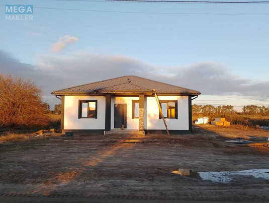 Продаж дома, 1&nbsp; поверх, 95&nbsp;кв.м, 3&nbsp;кімнати, ділянка 9&nbsp;соток, <a class="location-link" href="/putrovka/" title="Недвижимость Путрівка">Путрівка</a>, Короленка (изображение 1)