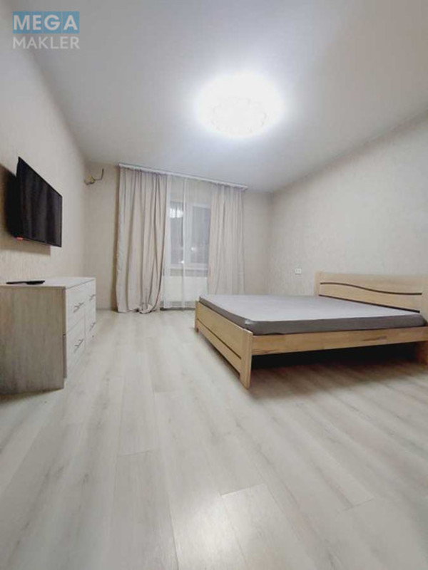 Оренда 1 кімнатної квартири, <a class="location-link" href="/sofievskaya-borshagovka/" title="Недвижимость Софіївська Борщагівка">Софіївська Борщагівка</a>, Свободы, 1С (изображение 1)