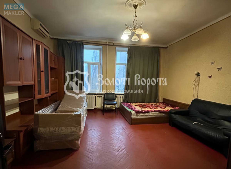 Продаж 2 кімнатної квартири (68,4/43,7/5,7), 3 пов. 5 пов. будинку, <a class="location-link" href="/kiev/" title="Недвижимость Київ">Київ</a>, <a class="location-link" href="/kiev/podolskij/" title="Недвижимость Подільський район">Подільський р-н</a>, Кирилівська вул., 121/2 (изображение 1)