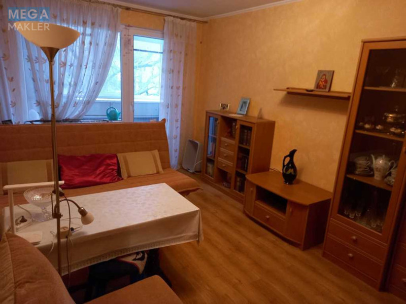 Оренда 1 кімнатної квартири, <a class="location-link" href="/odessa/" title="Недвижимость Одеса">Одеса</a>, <a class="location-link" href="/odessa/suvorovskij/" title="Недвижимость Суворовський район">Суворовський р-н</a>, Князя Великого Владимира, 147/2 (изображение 1)