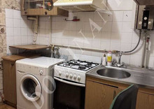 Продаж 2 кімнатної квартири (45/27/6), 1 пов. 5 пов. будинку