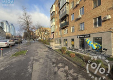 Продаж комерційної нерухомості, 25&nbsp;кв.м, под магазин